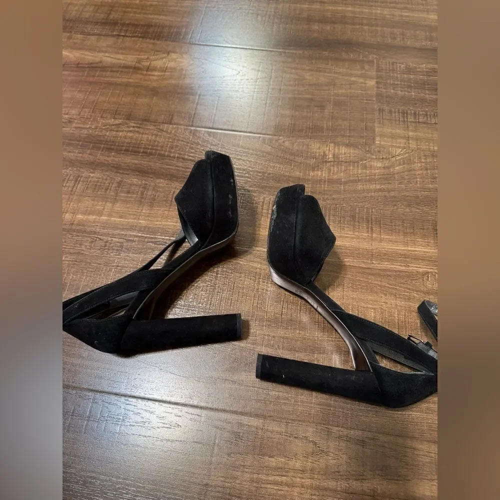 Black velvet heels